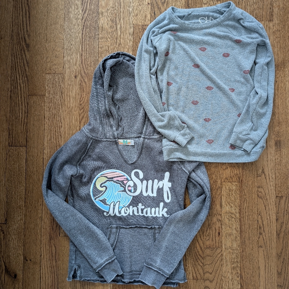 Vintage Havana Gray Surf Hoodie and Chaser Gray Lip Print Sweatshirt girls sz 8